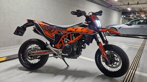 KTM 690 SMC-R - 11