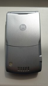 Predám Motorolu Razr V3 Silver... - 11