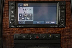 Jeep Commander 5,7 Hemi - 11