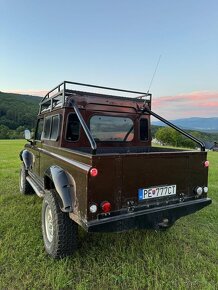 Land Rover - 11