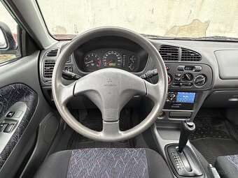 Mitsubishi Colt 1,3i Automat 88000km - 11