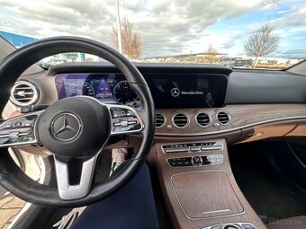 Mercedes Benz e300de - 11