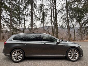 Volkswagen Passat Variant 2.0 BiTDI  Highline 4MOTION DSG - 11