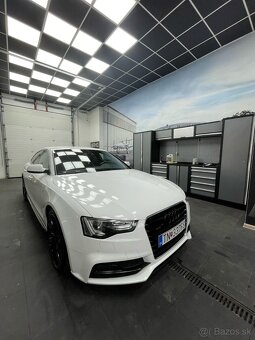 Audi A5 2,0 TDI Quattro S-line DSG - 11