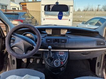 Citroen  C8 2.0 HDi - 11