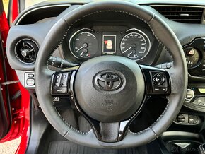 Toyota Yaris 1.5 Hybrid Style e-CVT 27000km - 11