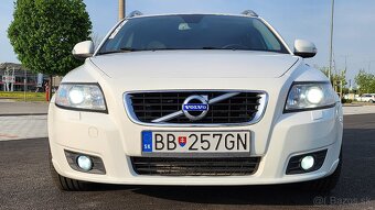 Volvo V50 D4 130 kW - 11