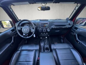 JEEP Wrangler 4P Black Edition - 11