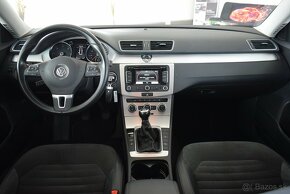 Volkswagen Passat 2,0 TDi, Highline,Navi,alcantara - 11