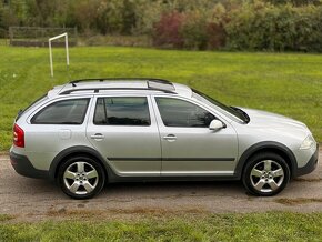 Škoda Octavia 2 Combi Scout 2.0 TDI 103 Kw - 11