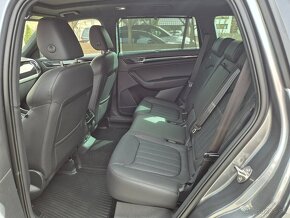 ŠKODA KODIAQ 2.0TDI L&K, 4x4, R20, WEB, PANO - 11