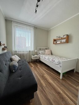 Na predaj 4 izbový byt s balkónom, Hlohovec, Vinohradská - 11