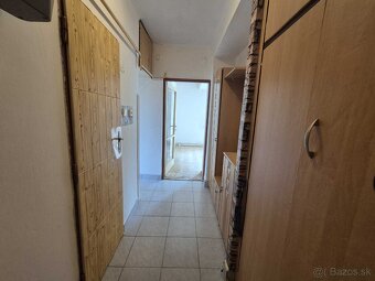 PREDAJ 2 izbový byt, 58 m2, Handlová, 1 Mája - 11