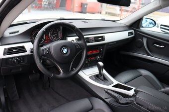 BMW Rad 3 Coupé 325 i A/T - 11