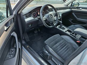 Volkswagen Passat 2.0TDI DSG 110kw Highline - Executive - 11