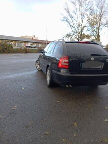 Predám auto Škoda Octavia 2 combi - 11