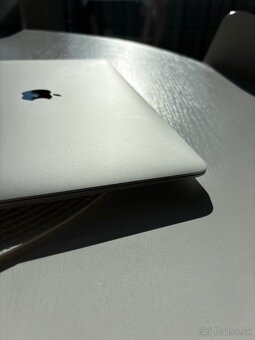 MacBook Air 2020 i3 256gb - 11