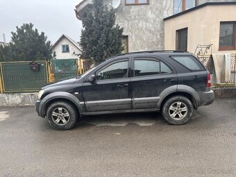 Predám Kia Sorento 4x4 - 11