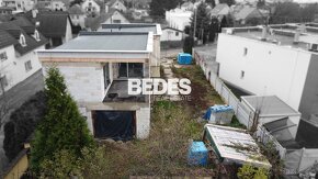 BEDES | Rodinný dom s adaptaciou na 3 bytové jednotky - 11