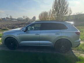 Volkswagen Touareg 3.0 V6 TDI SCR 286k R-Line 4Motion Tiptro - 11