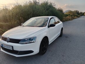 Predam vw Jetta 1,6 d 77kw rok 2013 - 11