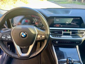 BMW 320d xDrive Touring - 11