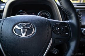 Toyota RAV4 2.5 Hybrid Selection AWD Odpočet DPH - 11