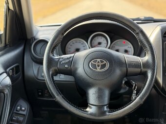 Toyota Rav4 2.0 D4D 4x4 - 11