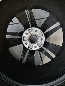 Predam origo. alu disky Škoda 5x112 R17 a zimne pneu. - 11