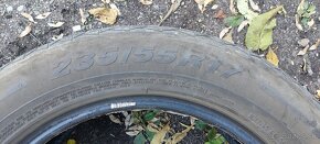 235/55 R17" Pneu - 11