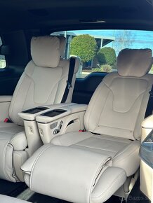 Mercedes V300d 4Matic Airmatic DPH VIP Exclusive - 11