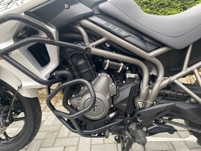 Triumph Tiger 800XRT - 11