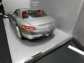 model auta Mercedes  SLS AMG / SL 500 1:18 - 11