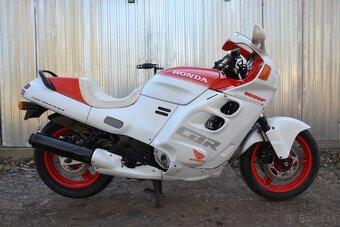 Honda CBR 1000F (SC21), 1. majitel - 11