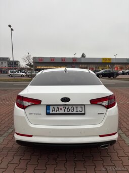 KIA Optima - 11