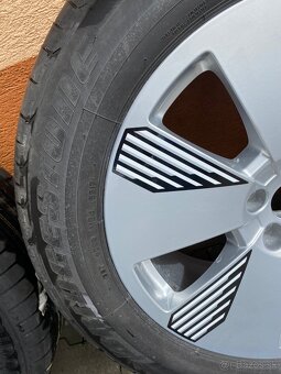 5x112 R19 8,5J ET36 originál + 255/55 R19 Bridgestone letné - 11