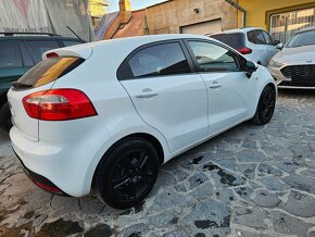 Kia Rio 1.2CVVT - 11