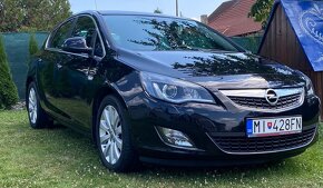 Opel Astra 1.7 CDTi - 11