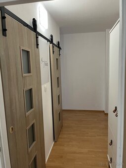 Prenájom 1izbový byt 40m2 s balkónom - 11