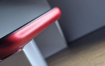 iPhone 11 128GB Red – Perfektný stav + Nová batéria 100 % - 11