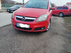 Predám Opel Zafira B 1,9 tdi 74kw r.v.2007 - 11