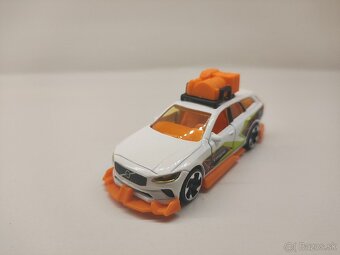 Autíčka Volvo 1:60 - 1:64 Majorette Matchbox - 11