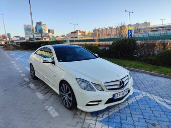 Mercedes Benz E350CDI coupe 2010 - 11