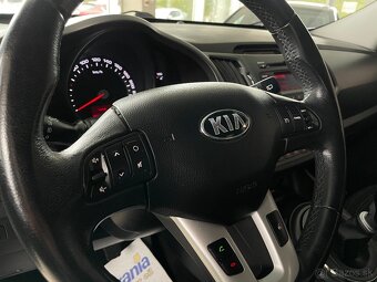 Kia SPORTAGE 1.6 Benzín GDI - 11