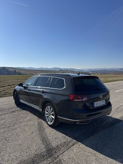 VW Passat GTE 1,4 TSI Plug-In Hybrid - 11