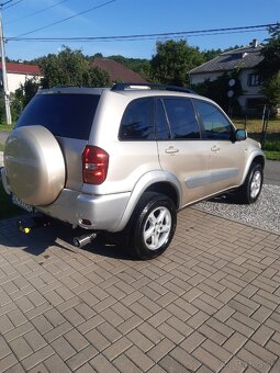 TOYOTA Rav 4 automat, benzín 4x4 - 11