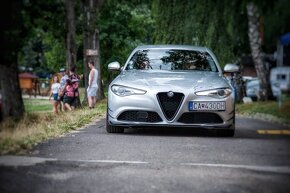 Alfa Romeo Giulia 2.2JTD - 11