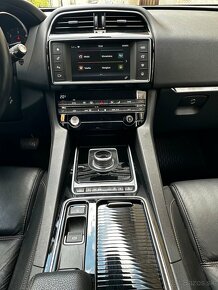 Jaguar F-Pace 2.0D I4 1 PRESTIGE 4x4 A/T 70000km - 11