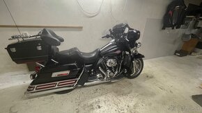 HD Electra Glide Classic - 11