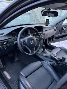 BMW 320D Touring - 11